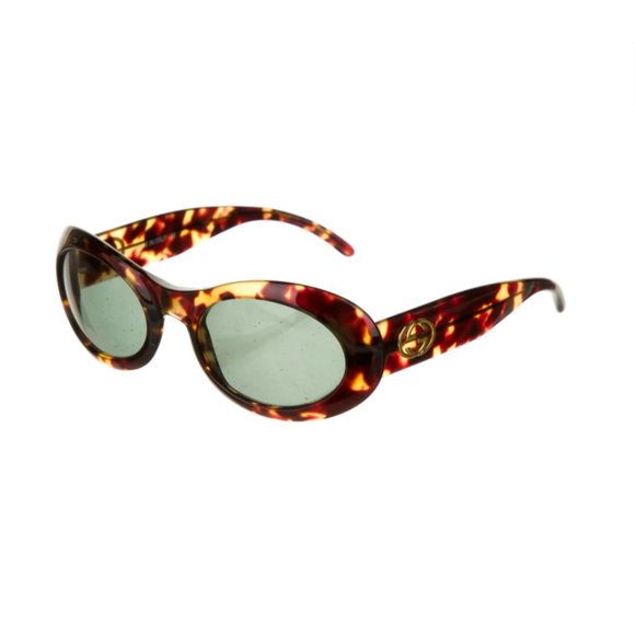 gucci sunglasses w case and wipe